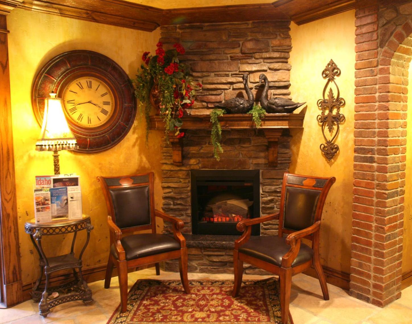 Black Swan Inn Luxurious Theme Rooms بوكاتيلو المظهر الخارجي الصورة
