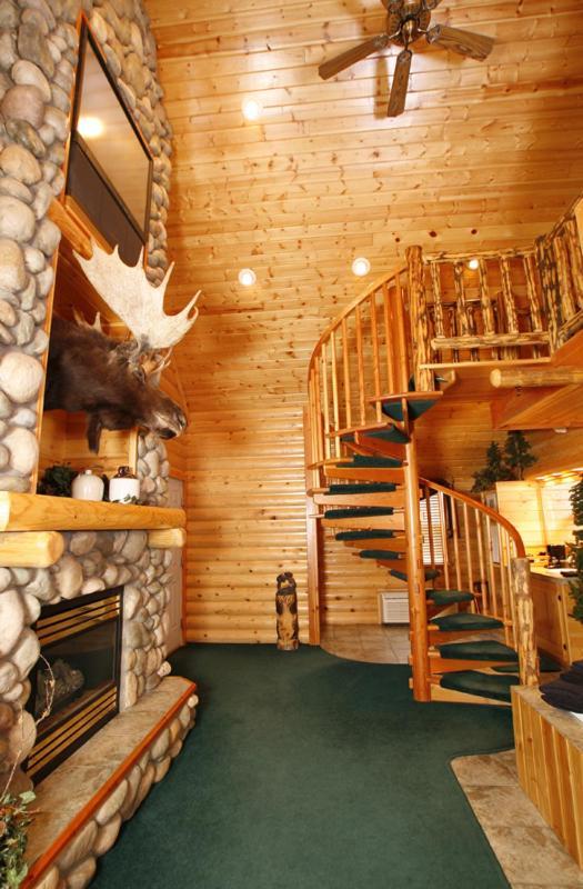 Black Swan Inn Luxurious Theme Rooms بوكاتيلو الغرفة الصورة